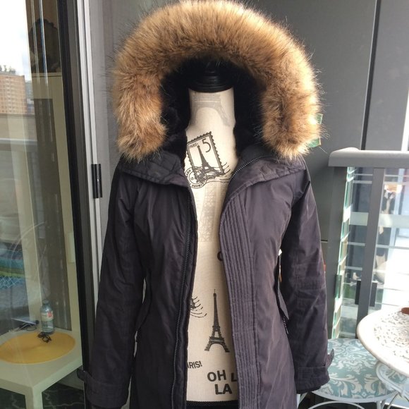 Aritzia TNA ASPEN long Winter Coat - XXS - Picture 1 of 10